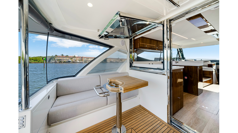Photo of RIVIERA 50 SPORTS MOTOR YACHT 50'