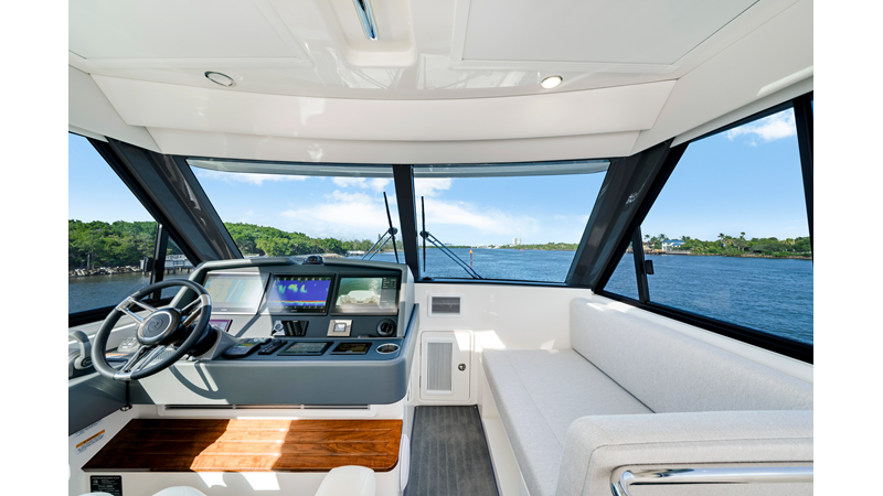 Photo of RIVIERA 50 SPORTS MOTOR YACHT 50'