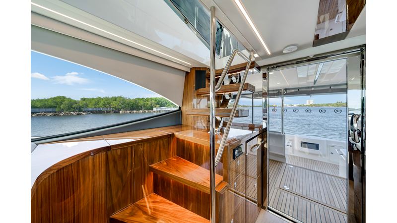 Photo of RIVIERA 50 SPORTS MOTOR YACHT 50'