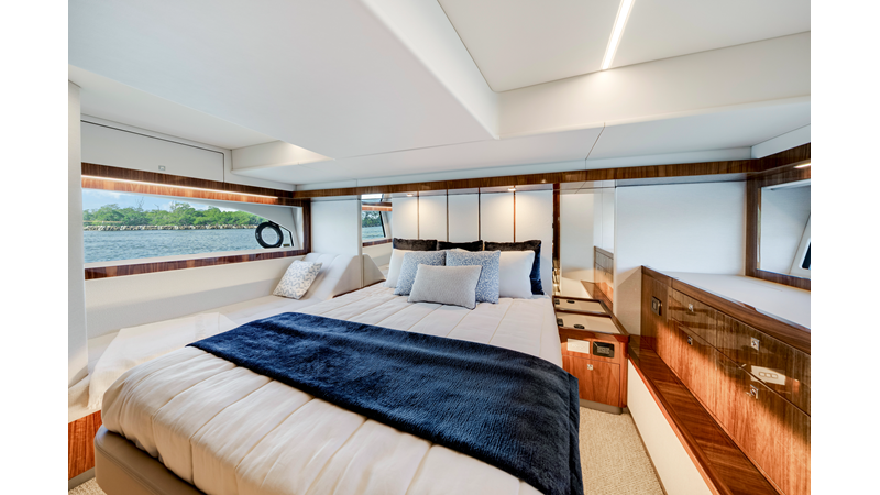 Photo of RIVIERA 50 SPORTS MOTOR YACHT 50'