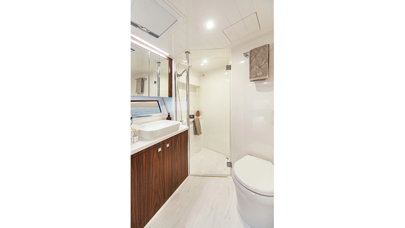 Photo of RIVIERA 46 SMY 46'