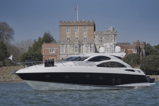 PREDATOR 62 2007 64' 5" SUNSEEKER