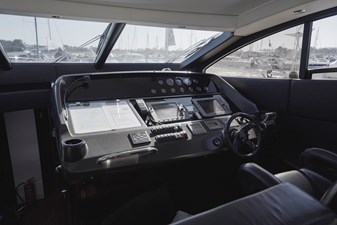 PREDATOR 62 2007 64' 5" SUNSEEKER