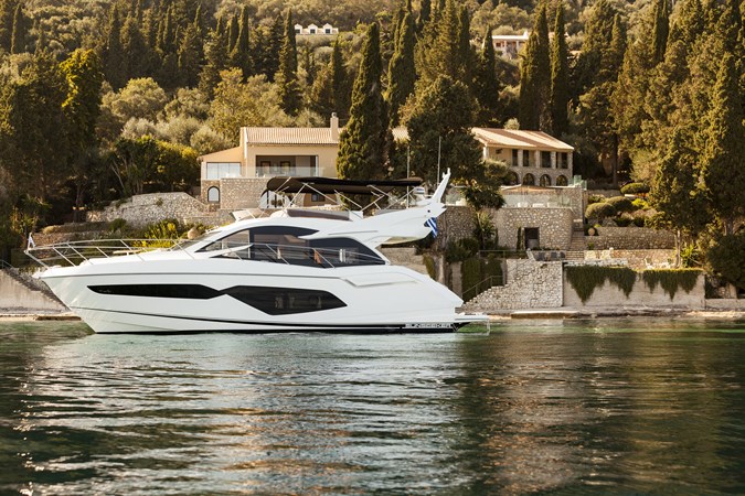 2018 56' 6" SUNSEEKER