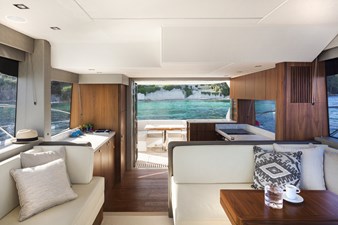 2018 56' 6" SUNSEEKER