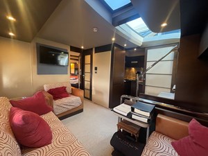 62S 2007 62' 6" AZIMUT YACHTS