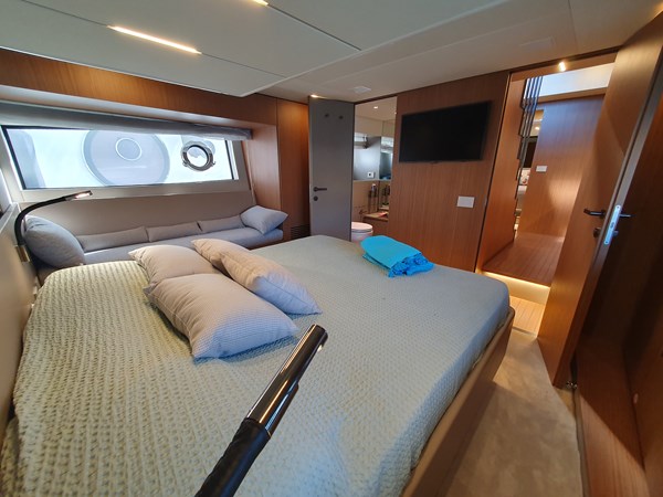 54 2026 54' 4" BLUEGAME