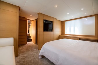 64 2008 65' 3" PERSHING