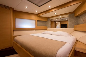 64 2008 65' 3" PERSHING