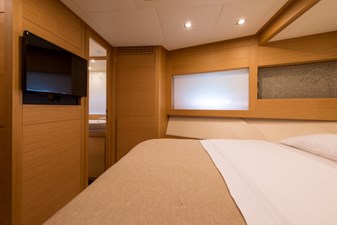 64 2008 65' 3" PERSHING