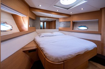 64 2008 65' 3" PERSHING