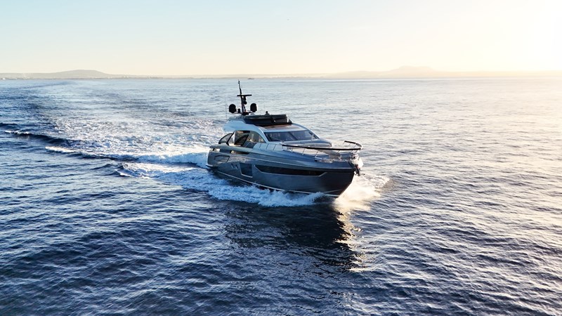 S8 2024 80' 10" AZIMUT YACHTS