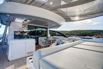 S8 2024 80' 10" AZIMUT YACHTS