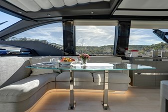 S8 2024 80' 10" AZIMUT YACHTS