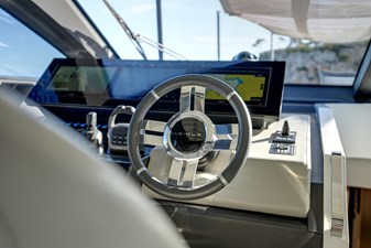 S8 2024 80' 10" AZIMUT YACHTS