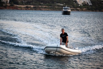 2008 65' 3" PERSHING