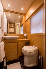 2008 65' 3" PERSHING