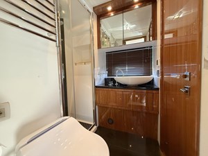 2011 73' 10" SUNSEEKER