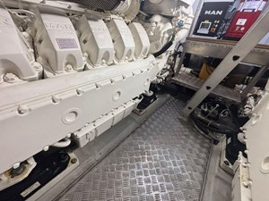 2011 73' 10" SUNSEEKER