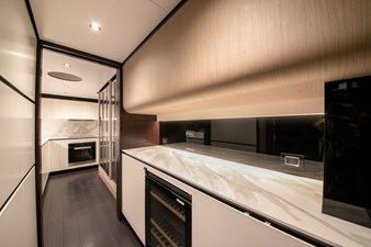 2019 87' 10" AZIMUT YACHTS