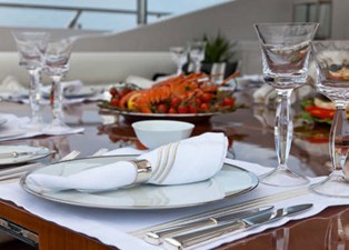 2010 OVERMARINE GROUP  - photo 10