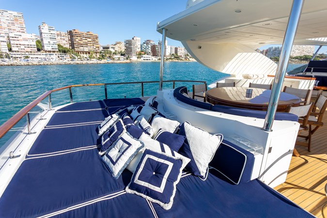 2010 106' 0" ASTONDOA