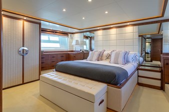 2010 106' 0" ASTONDOA