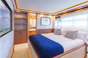 2010 106' 0" ASTONDOA