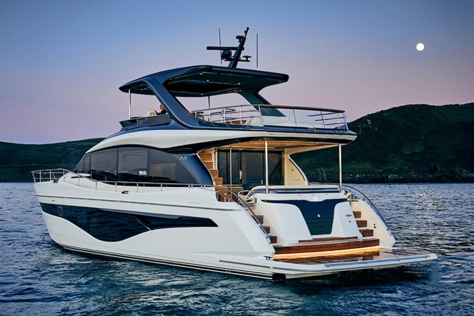2025 PRINCESS YACHTS Princess Y72