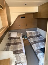 2025 PRINCESS YACHTS Princess Y72 - photo 33