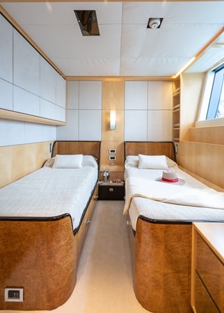 Photo of PENDENNIS AKALAM 105'