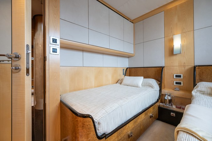 Photo of PENDENNIS AKALAM 105'