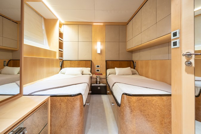Photo of PENDENNIS AKALAM 105'