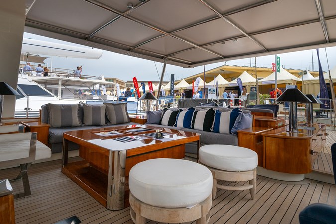 Photo of PENDENNIS AKALAM 105'