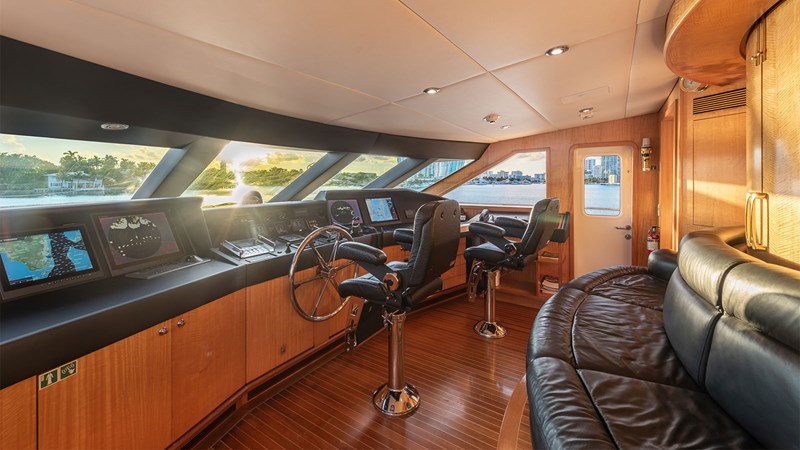 Photo of TRIDENT MARINE SURINA  147'