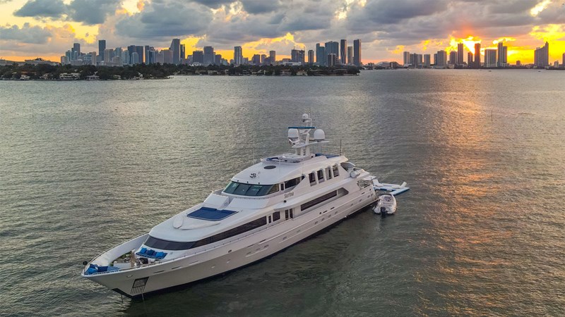 Photo of TRIDENT MARINE SURINA  147'