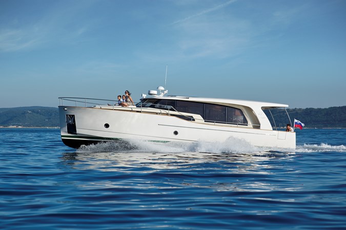 GREENLINE 40 HYBRID YACHT  456709