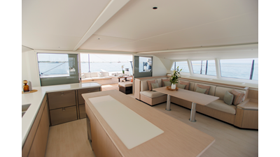 2028 GUNBOAT 80 - photo 7