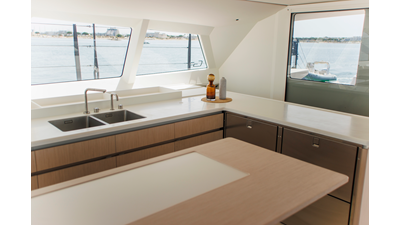 2028 GUNBOAT 80 - photo 11
