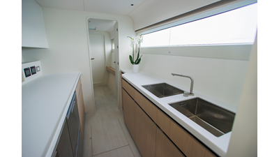2028 GUNBOAT 80 - photo 17