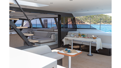 2028 GUNBOAT 72 - photo 14