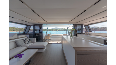 2028 GUNBOAT 72 - photo 16