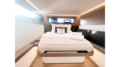 2028 GUNBOAT 72 - photo 20