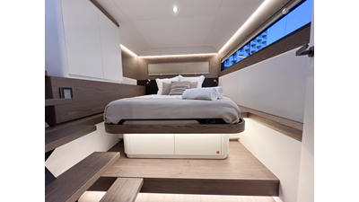 2028 GUNBOAT 72 - photo 25