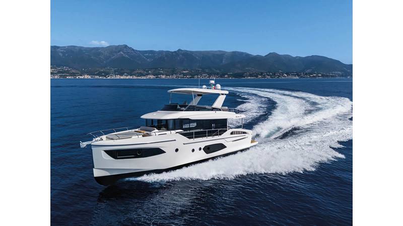Photo of ABSOLUTE NAVETTA 53 53'
