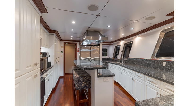Photo of DELTA MARINE Huracan 125'