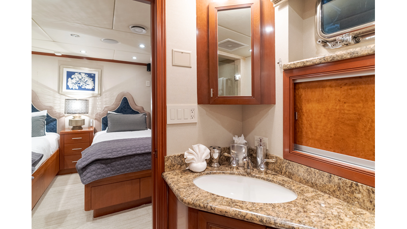 Photo of DELTA MARINE Huracan 125'