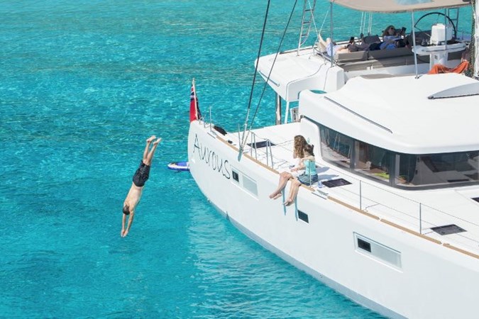 Photo of LAGOON Aurous 52'