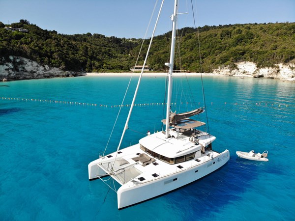 Photo of LAGOON Aurous 52'