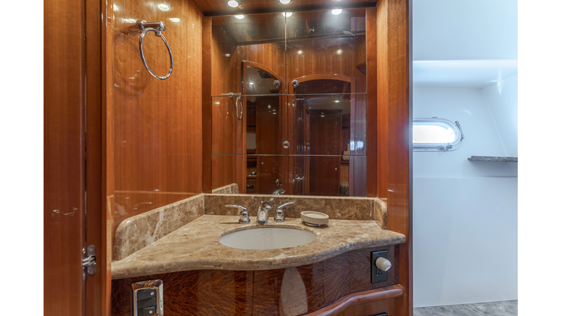 Photo of HAMPTON YACHTS MALOU 62'